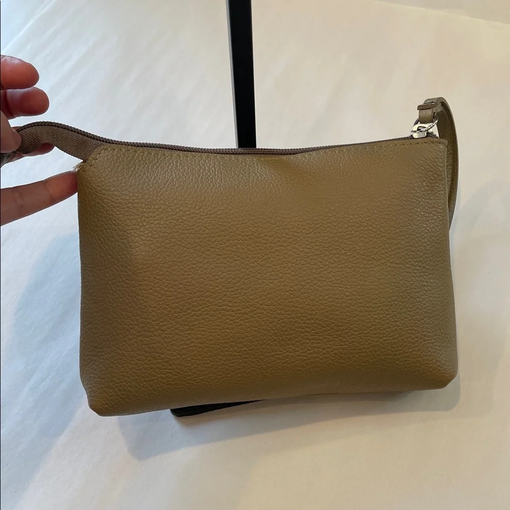 Valentina Italy Pebbled Leather Zip Wristlet Clutch Neutral Taupe